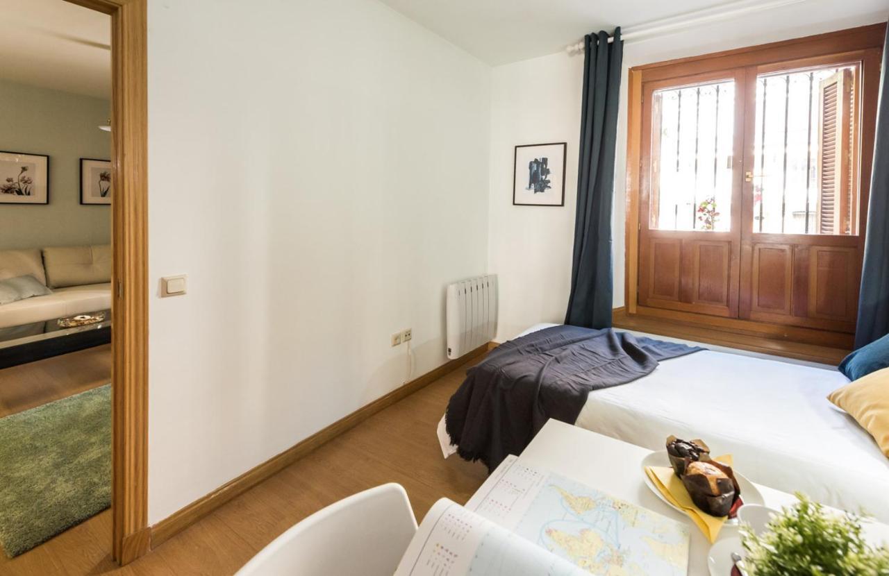 Gomez De Mora Apartman Madrid Kültér fotó