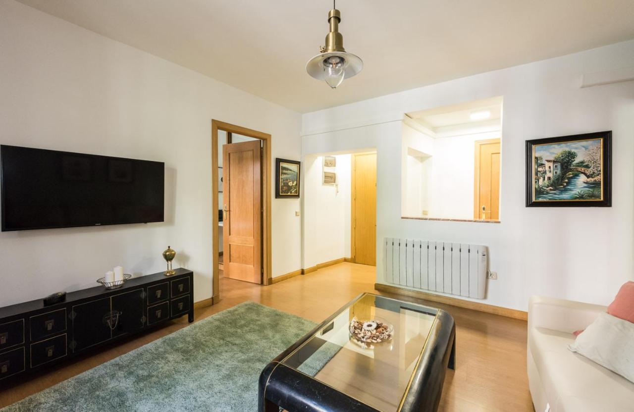 Gomez De Mora Apartman Madrid Kültér fotó