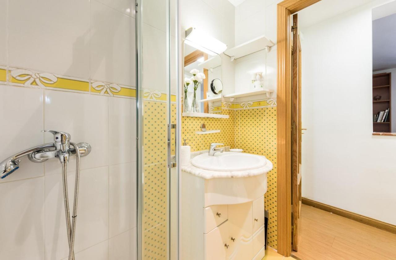 Gomez De Mora Apartman Madrid Kültér fotó